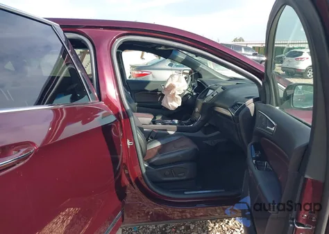 2020 Ford Edge Titanium z USA, uszkodzony, nr VIN 2FMPK4K95LBA47423